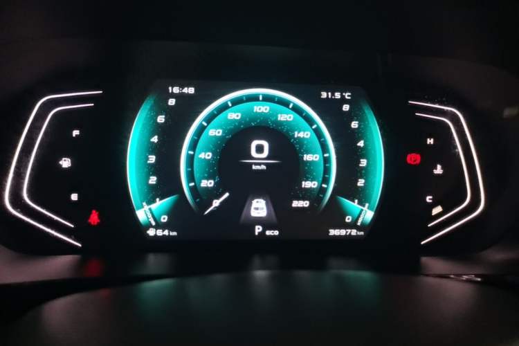 Used CHANGAN OSHAN X5 2021 1.5T DCT Prestige Edition Instrument Cluster