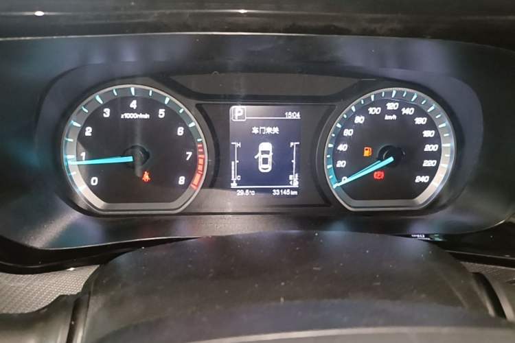 Used CHANGAN OSHAN X5 2021 Revised Version 1.5T DCT Luxury Edition Instrument Cluster