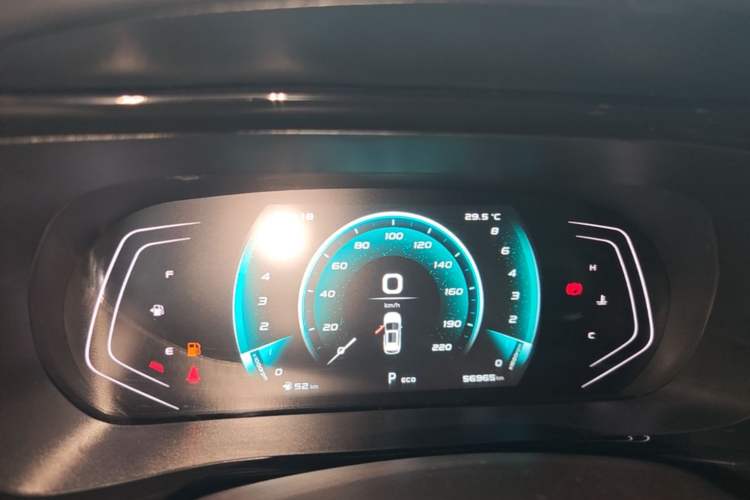 Used CHANGAN OSHAN X5 2021 1.5T DCT Prestige Edition Instrument Cluster