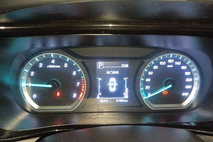 Used CHANGAN OSHAN X5 2021 Revised Version 1.5T DCT Luxury Edition Instrument Cluster