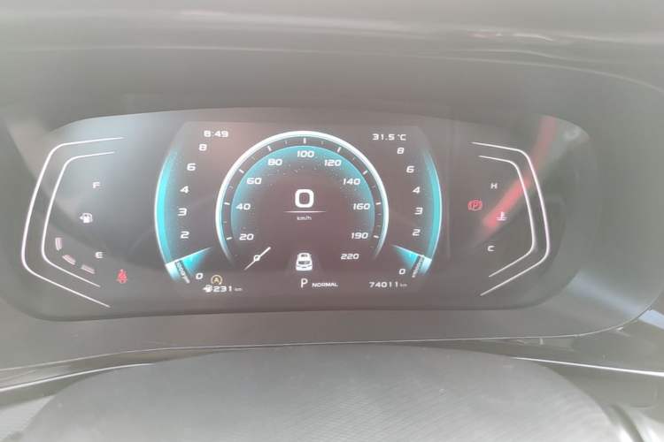 Used CHANGAN OSHAN X5 2021 1.5T DCT Prestige Edition Instrument Cluster
