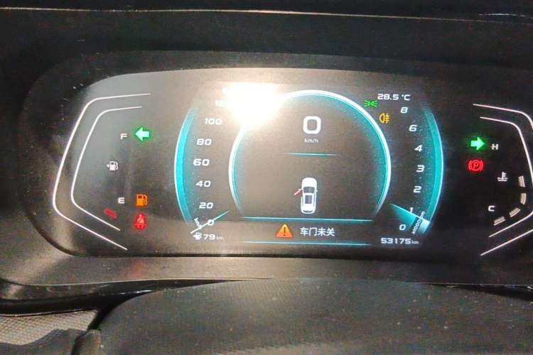 Used CHANGAN OSHAN X5 2021 1.5T DCT Prestige Edition Instrument Cluster