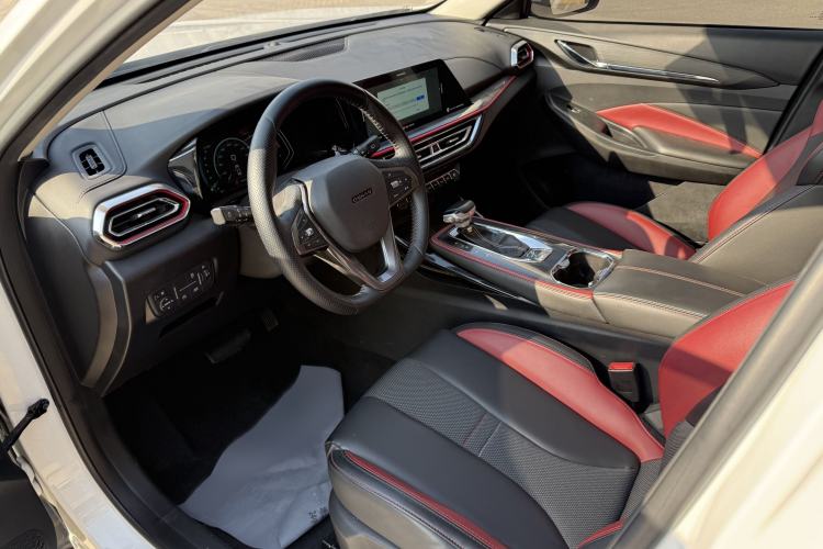 Used CHANGAN OSHAN X5 2021 1.5T DCT Prestige Edition Interior 1