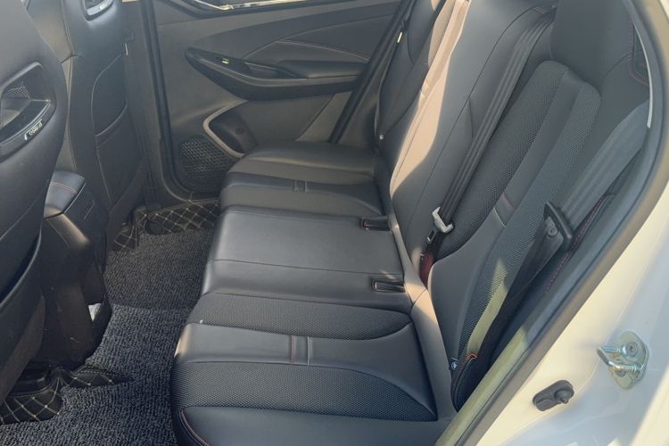 Used CHANGAN OSHAN X5 2021 Revised Version 1.6L Manual Luxury Edition Interior 1