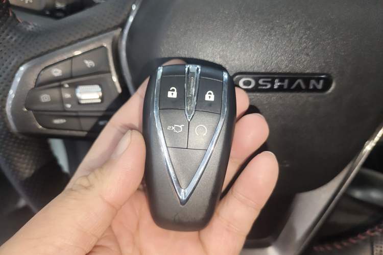 Used CHANGAN OSHAN X5 2021 1.5T DCT Flagship Edition Interior 1