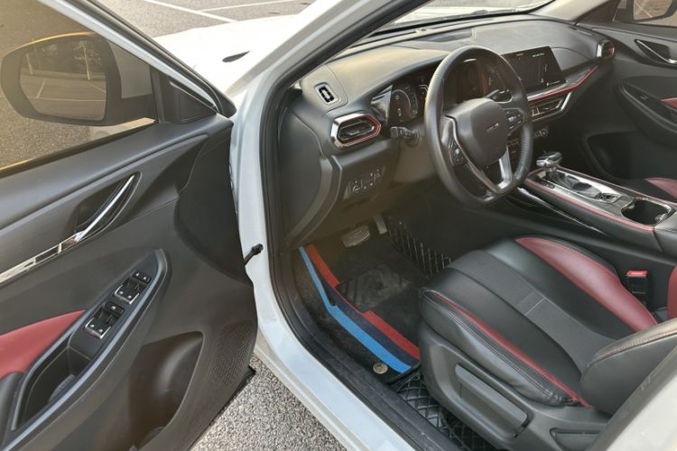 Used CHANGAN OSHAN X5 2021 1.5T DCT Prestige Edition Interior 1