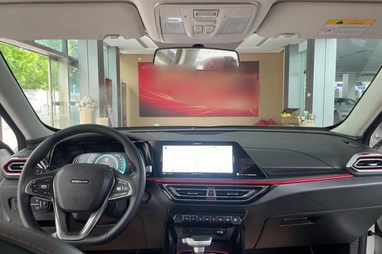 Used CHANGAN OSHAN X5 2021 1.5T DCT Prestige Edition Interior 2