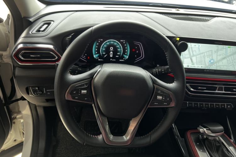 Used CHANGAN OSHAN X5 2021 1.5T DCT Prestige Edition Interior 2