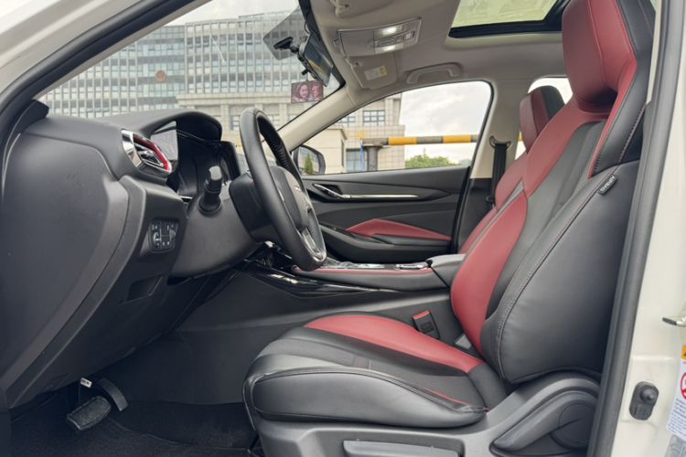Used CHANGAN OSHAN X5 2021 1.5T DCT Prestige Edition Interior 2