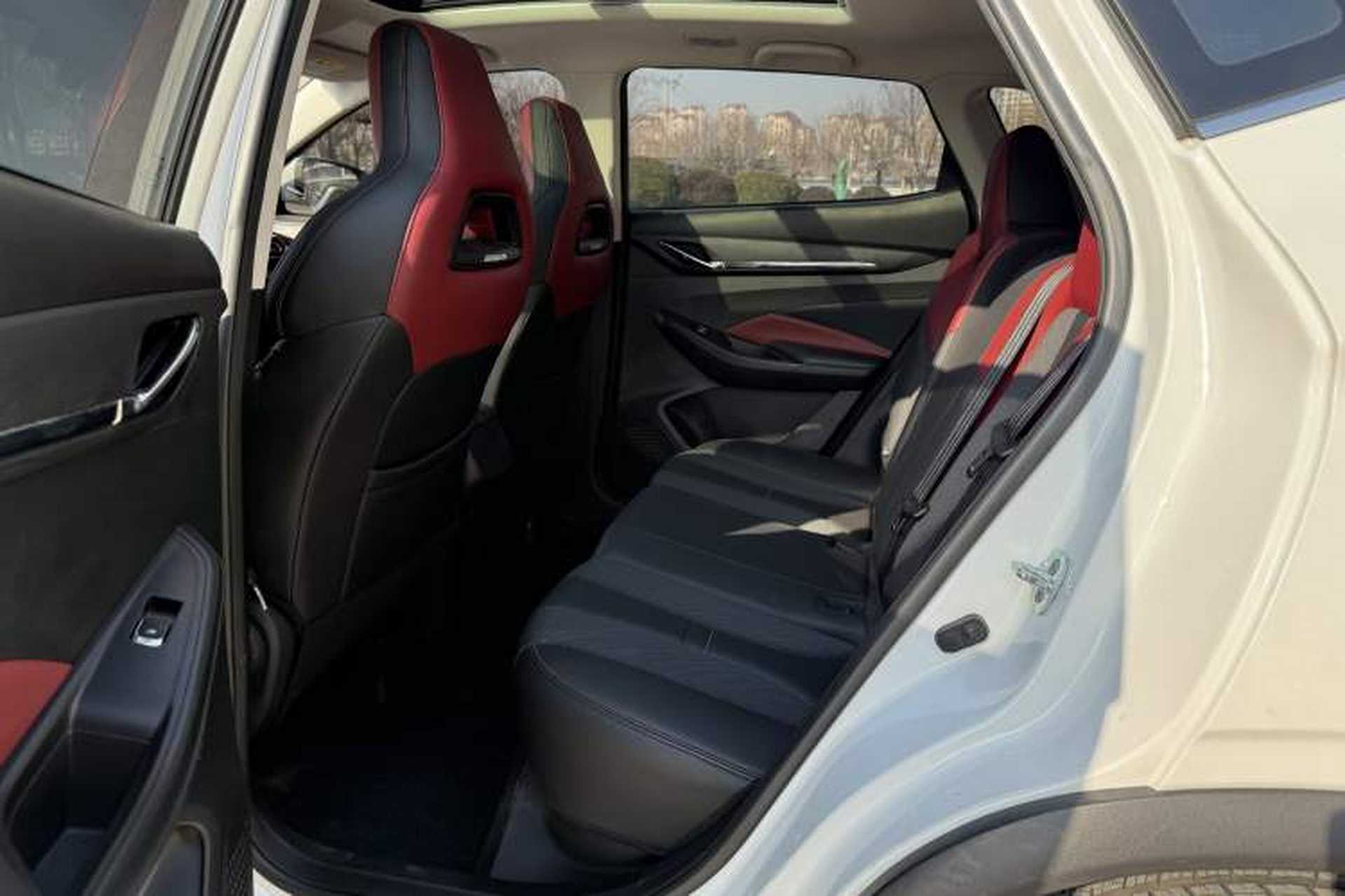 Used CHANGAN OSHAN X5 2021 1.5T DCT Prestige Edition Interior 3