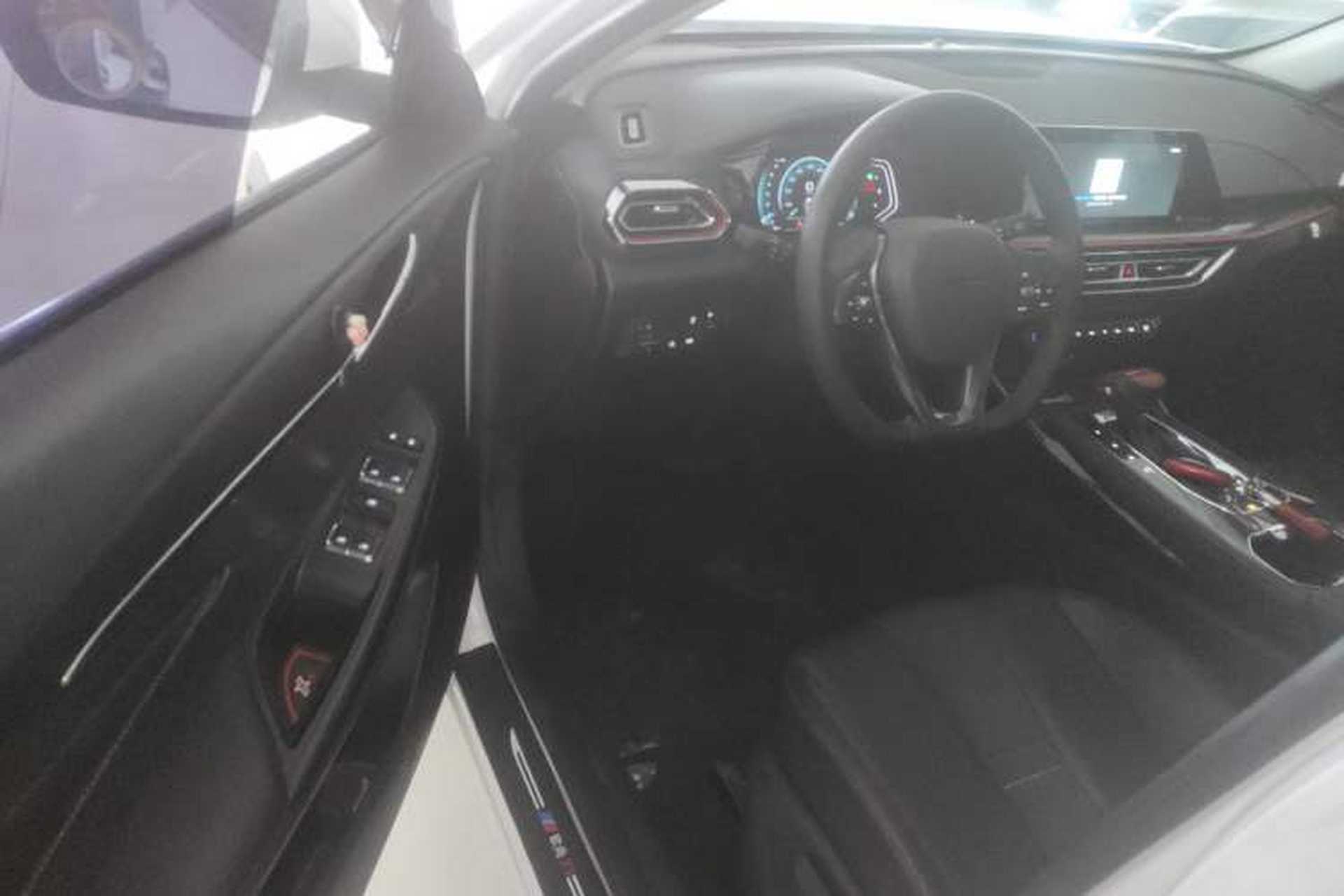 Used CHANGAN OSHAN X5 2021 1.5T DCT Prestige Edition Interior 3
