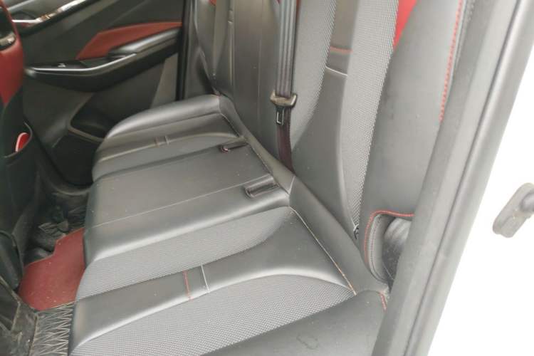 Used CHANGAN OSHAN X5 2021 Revised Version 1.5T DCT Luxury Edition Interior 4