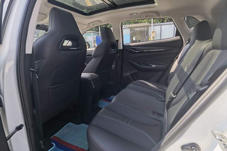 Used CHANGAN OSHAN X5 2021 1.5T DCT Flagship Edition Interior 4