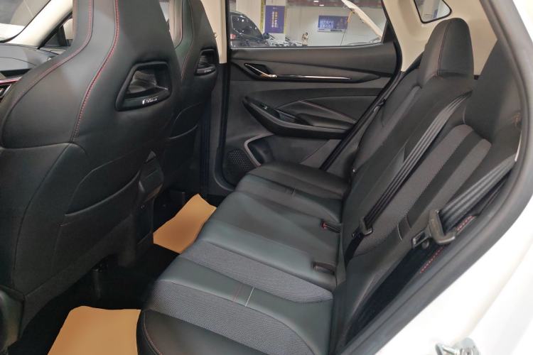 Used CHANGAN OSHAN X5 2021 1.5T DCT Prestige Edition Interior 4