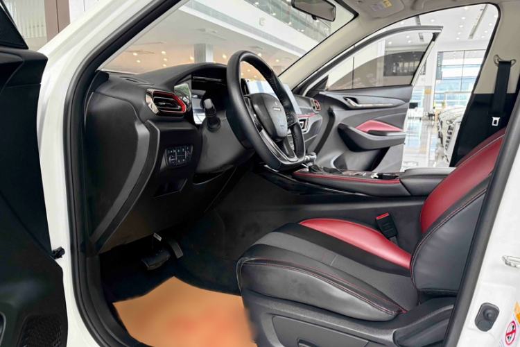 Used CHANGAN OSHAN X5 2021 1.5T DCT Flagship Edition Interior 5