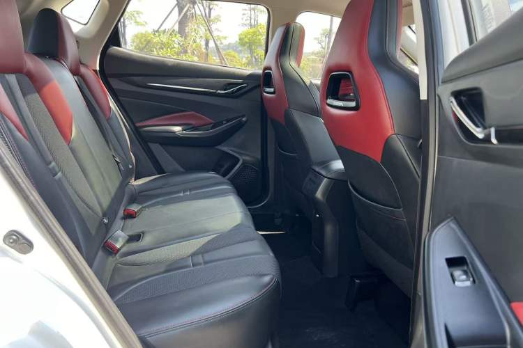 Used CHANGAN OSHAN X5 2021 1.5T DCT Prestige Edition Interior 5
