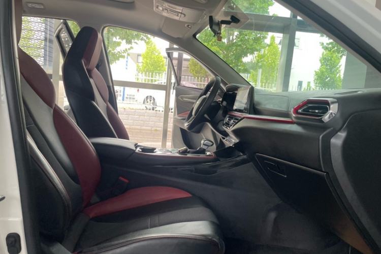 Used CHANGAN OSHAN X5 2021 1.5T DCT Prestige Edition Interior 7