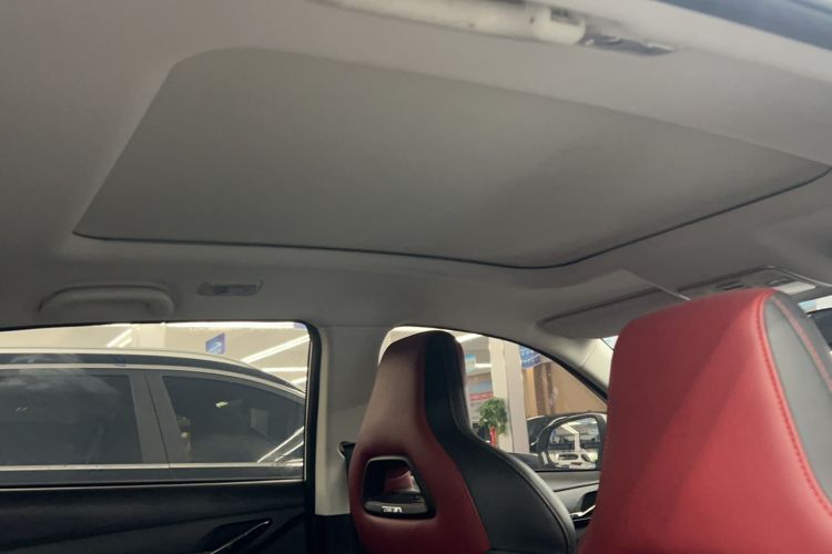 Used CHANGAN OSHAN X5 2021 1.5T DCT Flagship Edition Interior 9