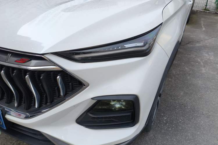 Used CHANGAN OSHAN X5 2021 1.5T DCT Flagship Edition Left Front Headlight