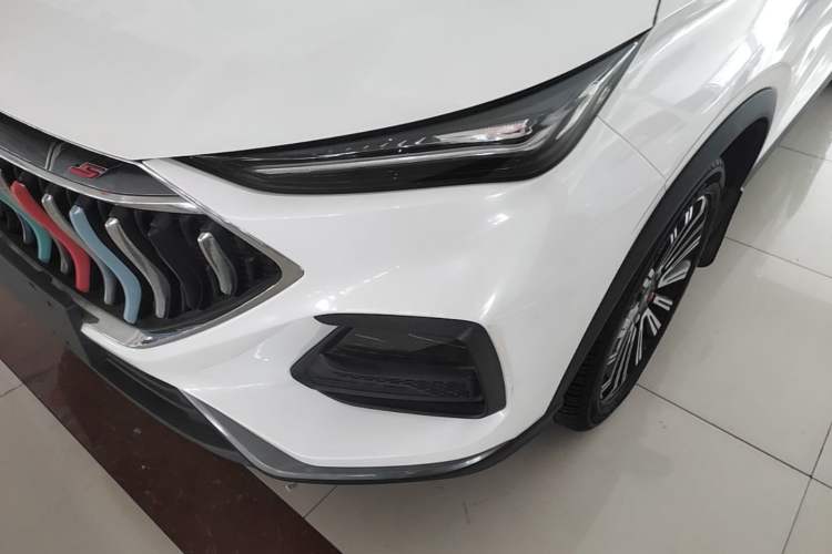 Used CHANGAN OSHAN X5 2021 1.5T DCT Prestige Edition Left Front Headlight