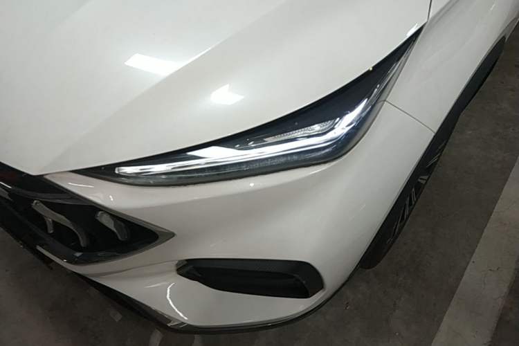 Used CHANGAN OSHAN X5 2021 Revised Version 1.5T DCT Luxury Edition Left Front Headlight