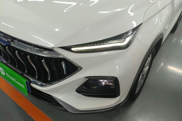 Used CHANGAN OSHAN X5 2021 1.6L CVT Luxury Model Left Front Headlight