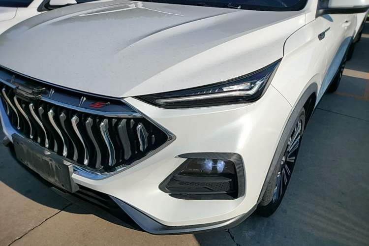 Used CHANGAN OSHAN X5 2021 Revised Version 1.5T DCT Luxury Edition Left Front Headlight