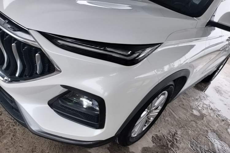 Used CHANGAN OSHAN X5 2021 1.6L CVT Luxury Model Left Front Headlight