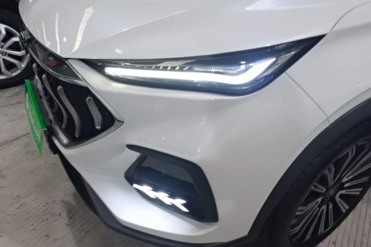 Used CHANGAN OSHAN X5 2021 1.5T DCT Prestige Edition Left Front Headlight