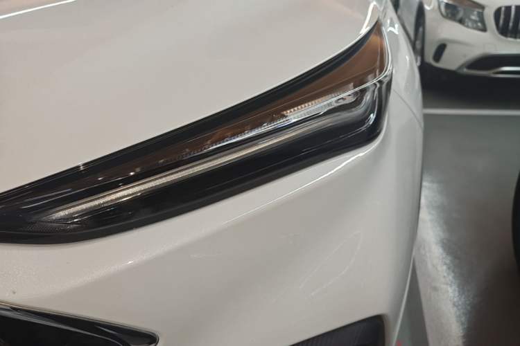 Used CHANGAN OSHAN X5 2021 1.5T DCT Flagship Edition Left Front Headlight