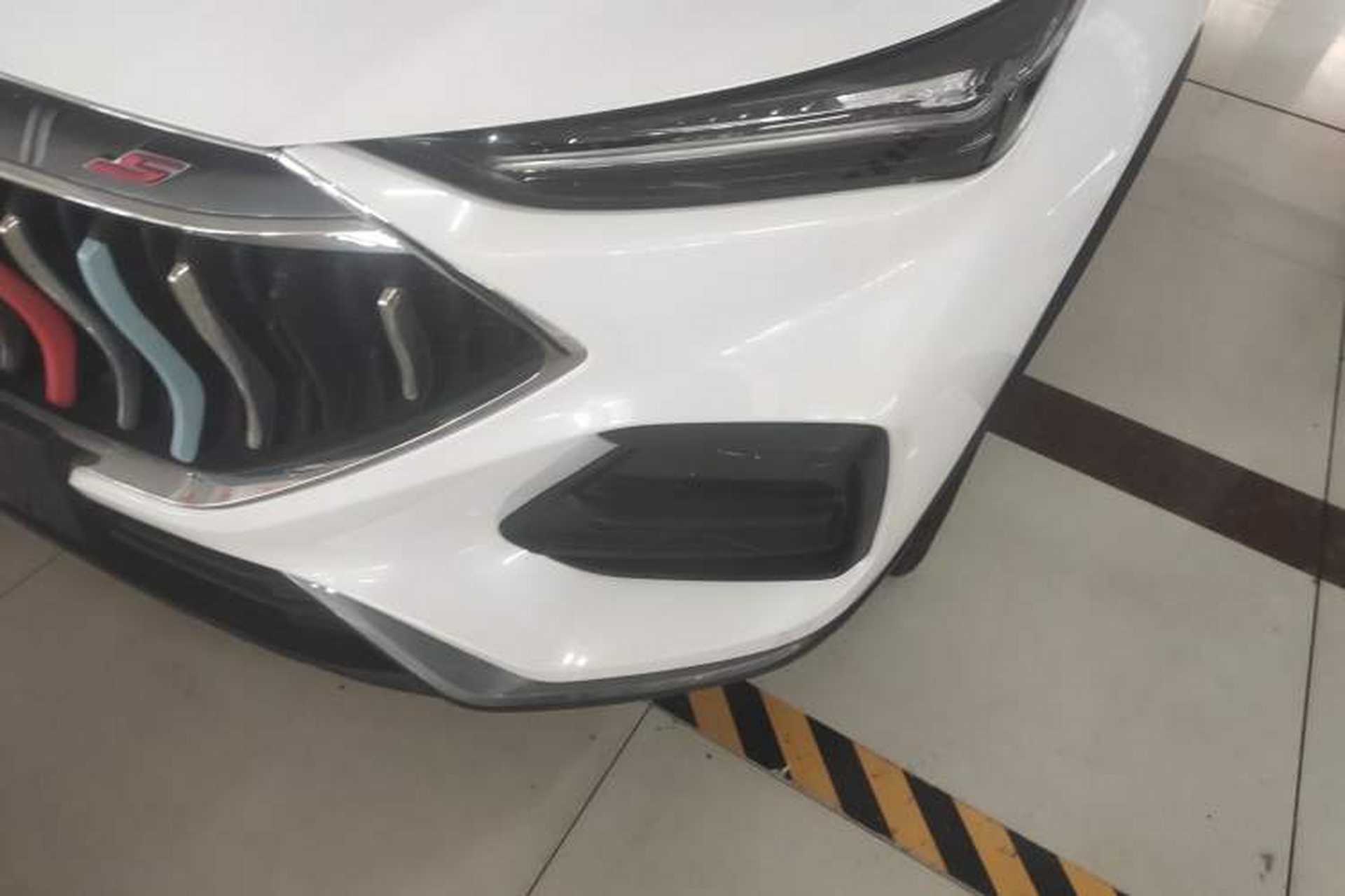 Used CHANGAN OSHAN X5 2021 1.5T DCT Prestige Edition Left Front Headlight