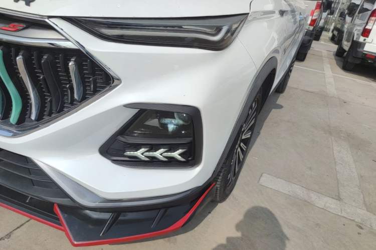 Used CHANGAN OSHAN X5 2021 1.5T DCT Prestige Edition Left Front Headlight