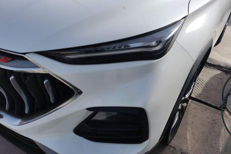 Used CHANGAN OSHAN X5 2021 1.5T DCT Flagship Edition Left Front Headlight