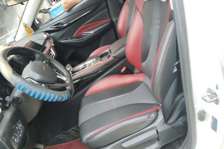 Used CHANGAN OSHAN X5 2021 Revised Version 1.5T DCT Luxury Edition Left Front Seat