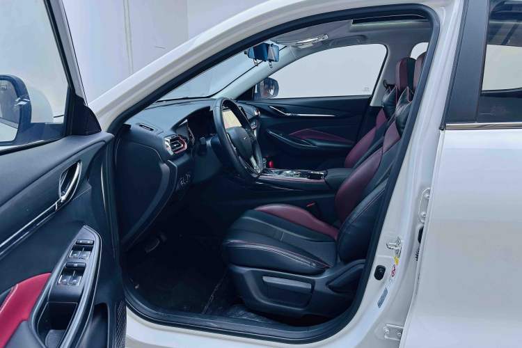 Used CHANGAN OSHAN X5 2021 1.5T DCT Prestige Edition Left Front Seat