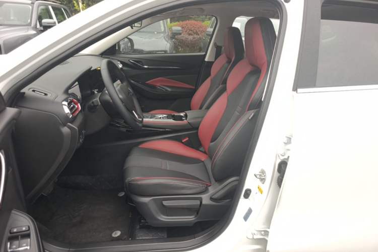 Used CHANGAN OSHAN X5 2021 1.5T DCT Prestige Edition Left Front Seat