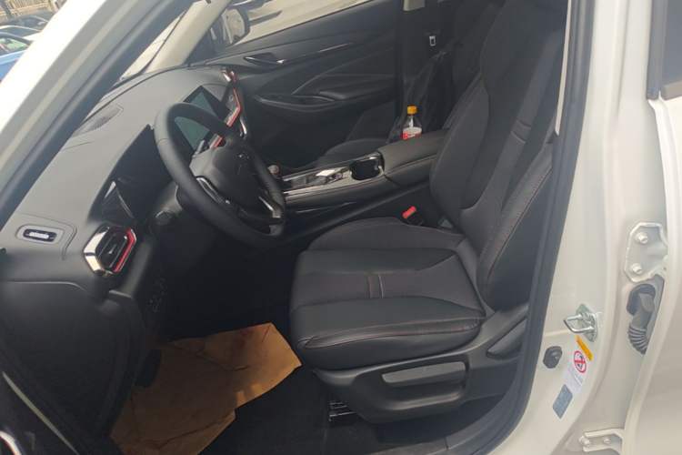 Used CHANGAN OSHAN X5 2021 1.5T DCT Prestige Edition Left Front Seat