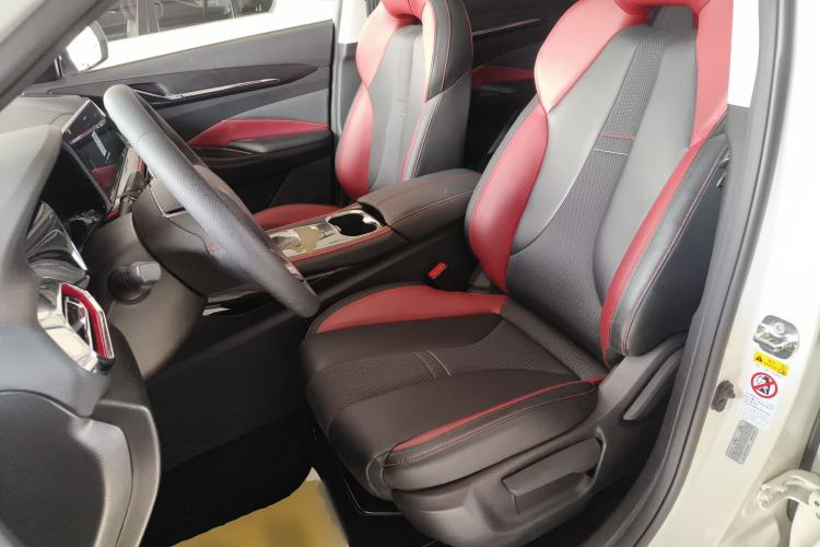 Used CHANGAN OSHAN X5 2021 1.5T DCT Prestige Edition Left Front Seat