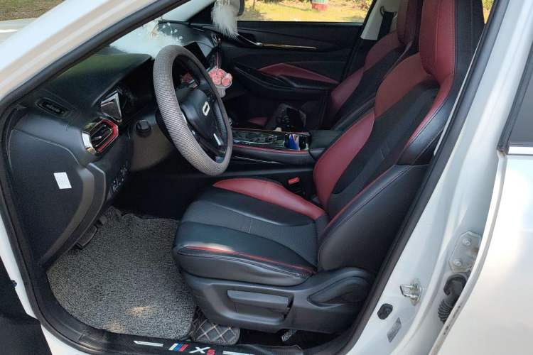 Used CHANGAN OSHAN X5 2021 1.5T DCT Luxury Edition Left Front Seat