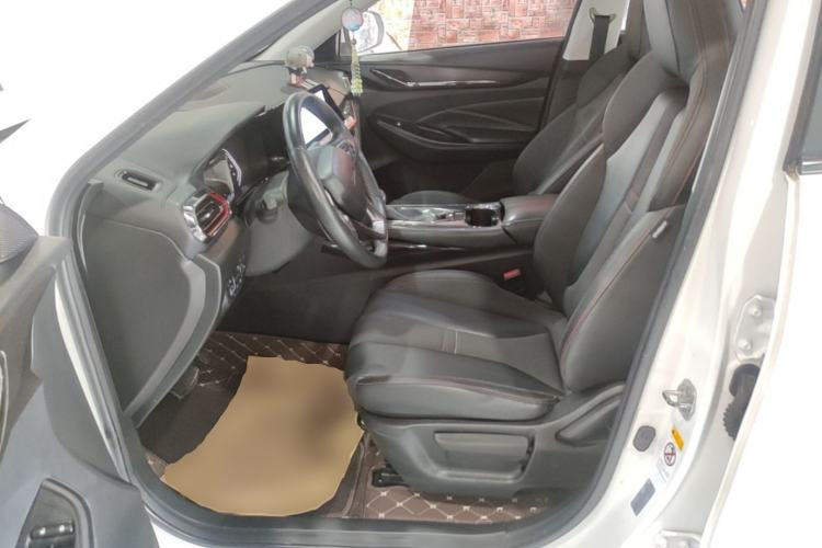 Used CHANGAN OSHAN X5 2021 1.5T DCT Prestige Edition Left Front Seat