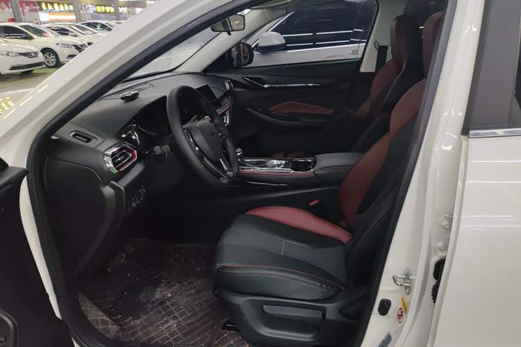 Used CHANGAN OSHAN X5 2021 1.5T DCT Prestige Edition Left Front Seat