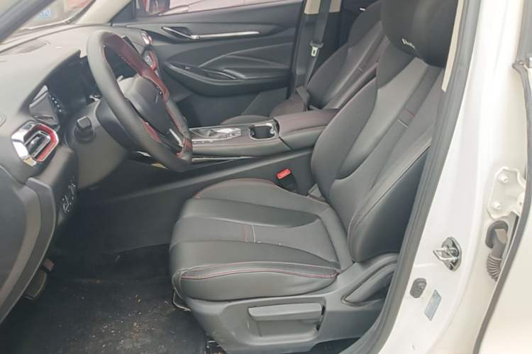 Used CHANGAN OSHAN X5 2021 Revised Version 1.5T DCT Luxury Edition Left Front Seat