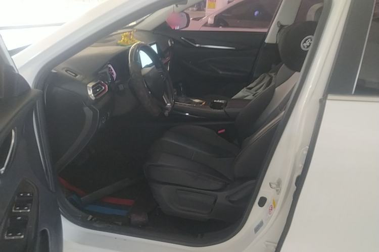 Used CHANGAN OSHAN X5 2021 1.6L CVT Luxury Model Left Front Seat