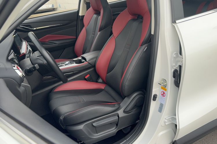 Used CHANGAN OSHAN X5 2021 1.5T DCT Prestige Edition Left Front Seat