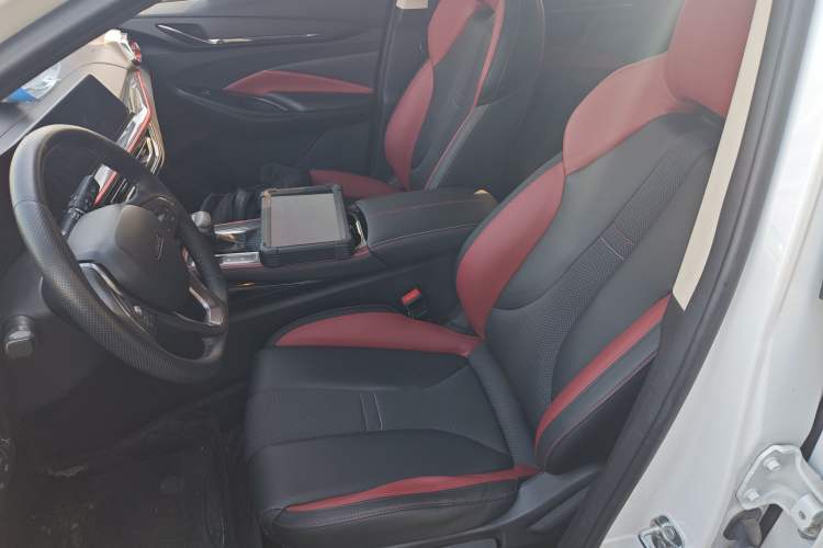 Used CHANGAN OSHAN X5 2021 Revised Version 1.5T DCT Luxury Edition Left Front Seat