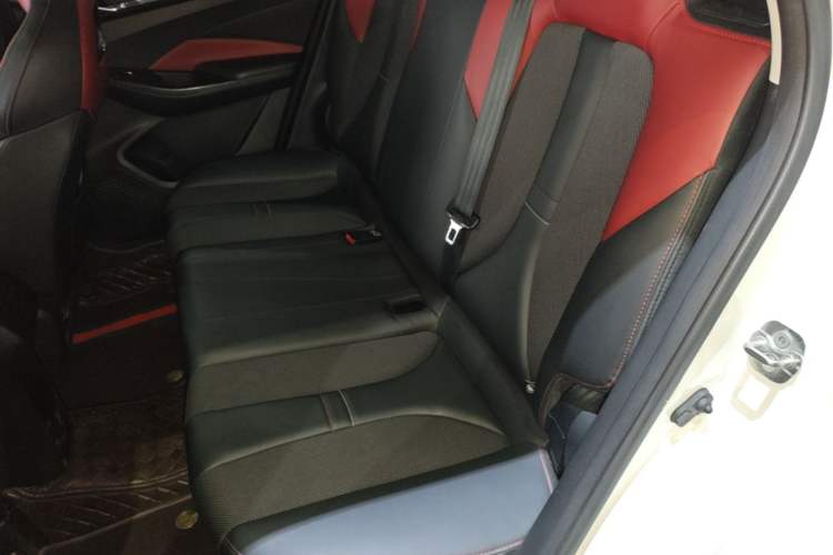 Used CHANGAN OSHAN X5 2021 Revised Version 1.5T DCT Luxury Edition Left Rear Seat