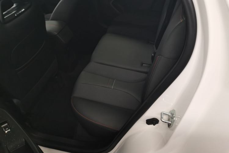 Used CHANGAN OSHAN X5 2021 1.5T DCT Flagship Edition Left Rear Seat