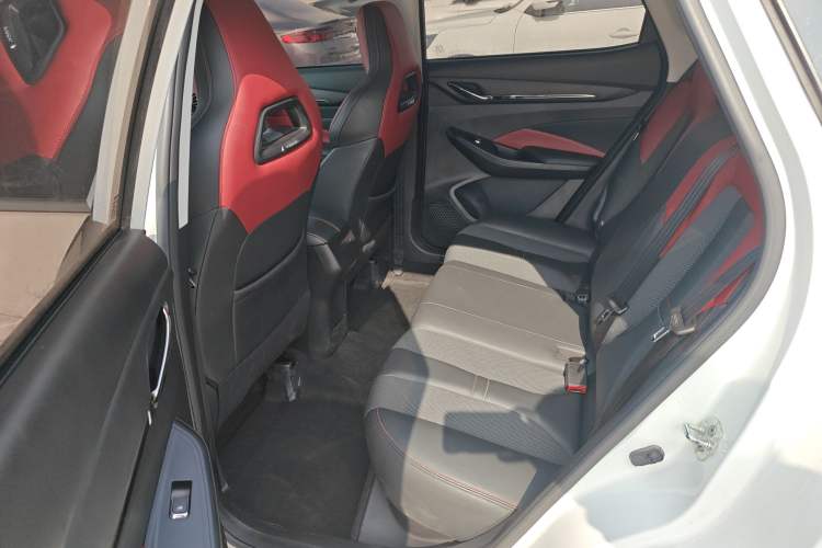 Used CHANGAN OSHAN X5 2021 1.5T DCT Prestige Edition Left Rear Seat