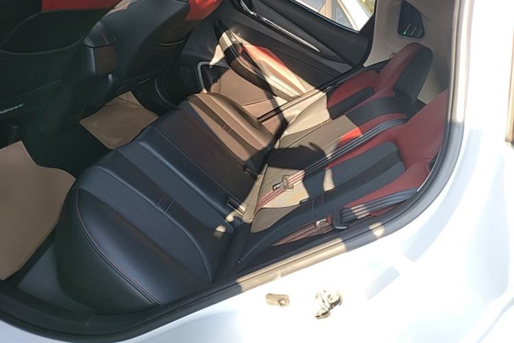 Used CHANGAN OSHAN X5 2021 Revised Version 1.5T DCT Luxury Edition Left Rear Seat