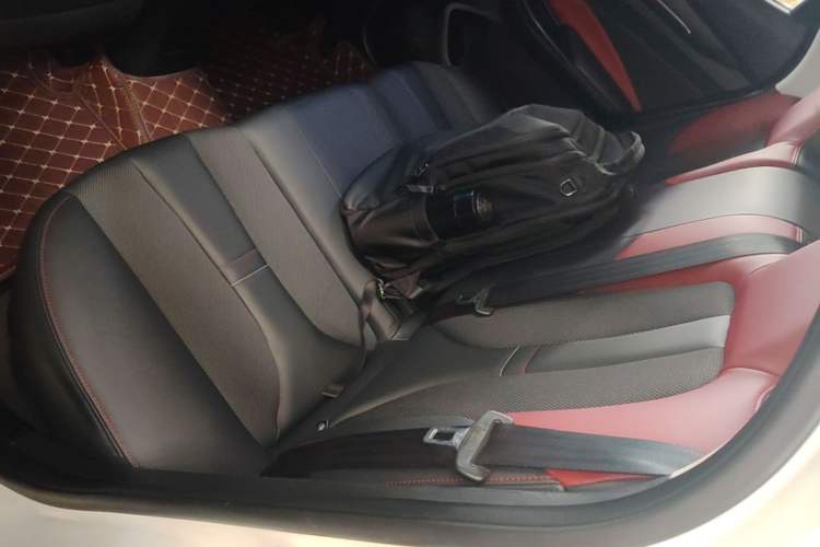 Used CHANGAN OSHAN X5 2021 1.5T DCT Prestige Edition Left Rear Seat